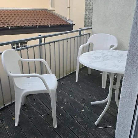 בית אירוח Privatzimmer In Wg Fuer 4 Personen *